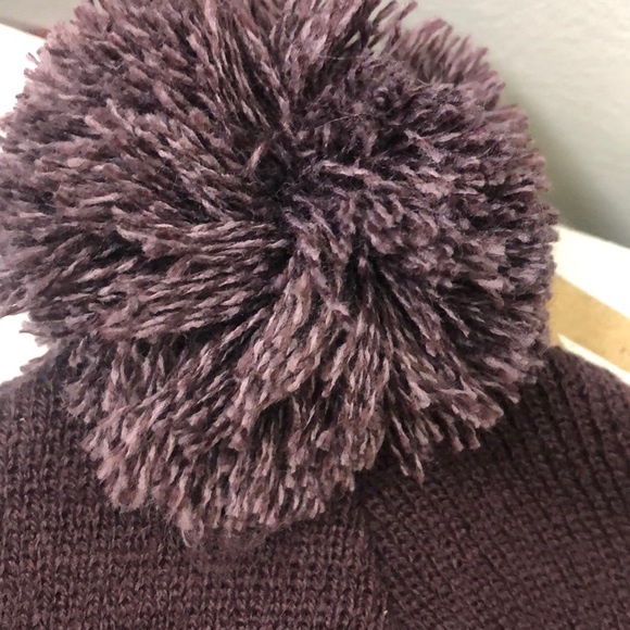 ✖️NEW STOCK ⭐️ BURGUNDY POM CARHARTT  hat  cap New main image 5
